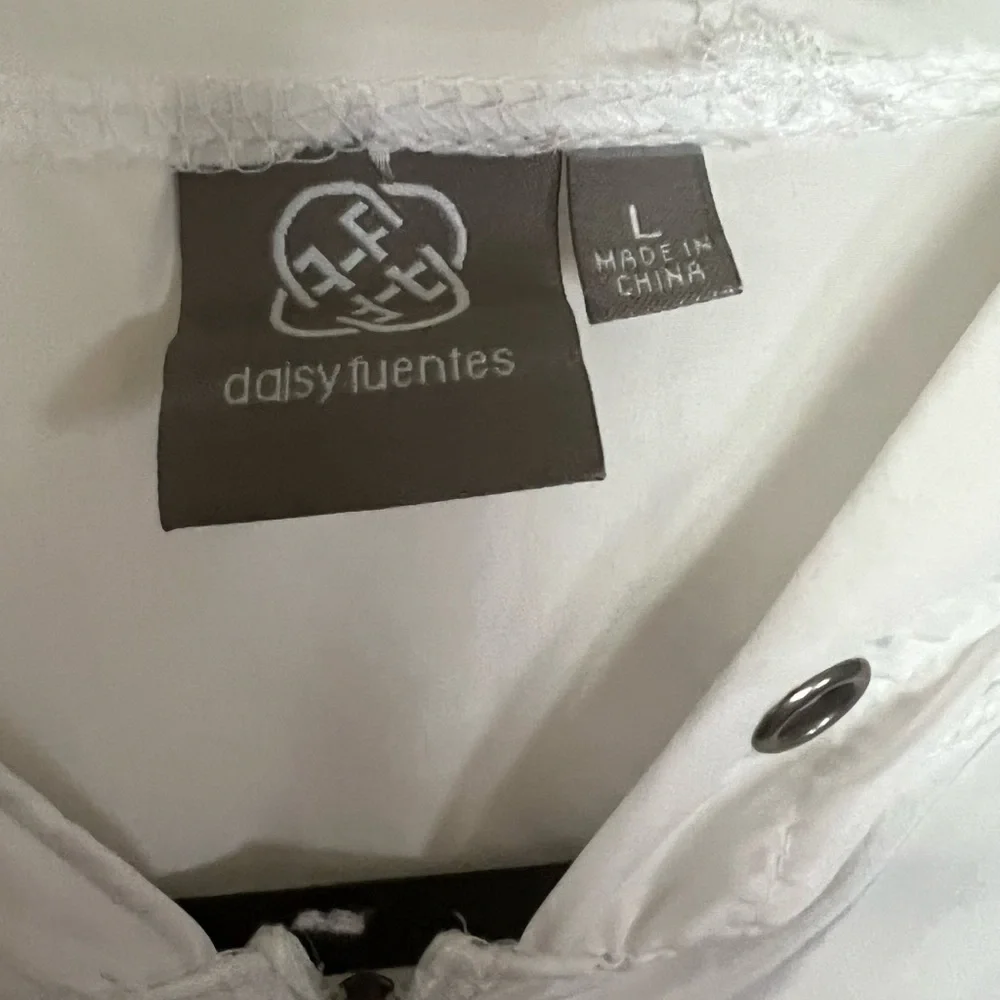 Daisy Fuentes Light Jacket, Large - Picture 4 of 9